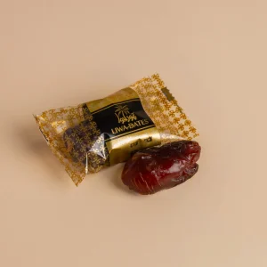 تمر خلاص فاخر مغلف فرديًا يقدم نكهة التمر في عبوة أنيقة. Indulge in Khalas Premium Dates – authentic Emirati dates with delightful natural sweetness and tender texture. Individually wrapped for lasting freshness.