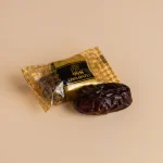 علبة تمر مغلف بشكل فردي – نكهة تمر أصيلة في تغليف فاخر Experience premium Majdool Dates from Liwa Dates. Individually wrapped to maintain freshness and quality. Perfect for office hospitality, gifting.